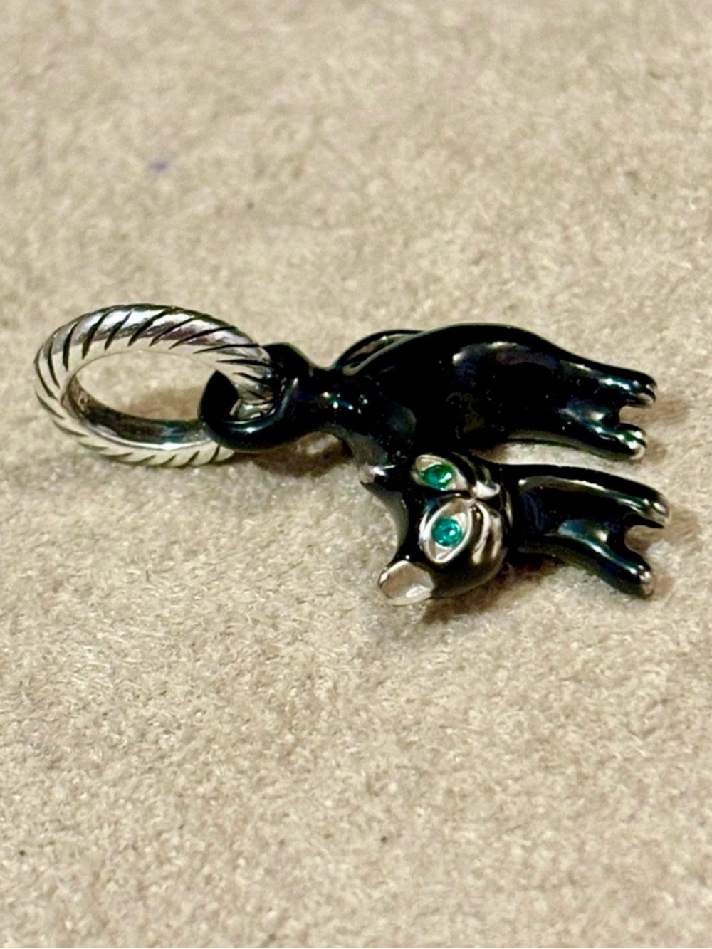🎃Listing! 🆕 Brighton Scaredy Cat charm Black cat with green eyes for Halloween - Picture 3 of 8